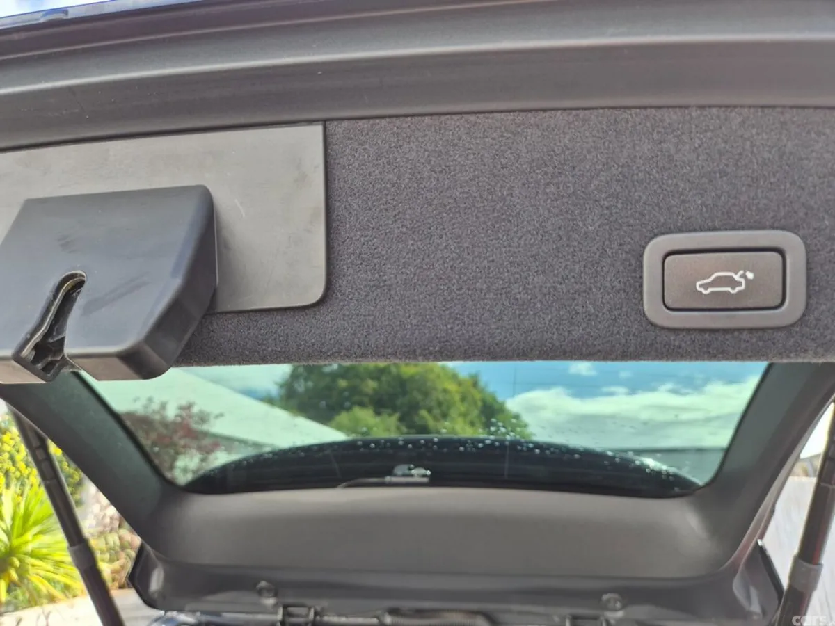 Volvo XC60 SUV, Diesel, 2017, Black