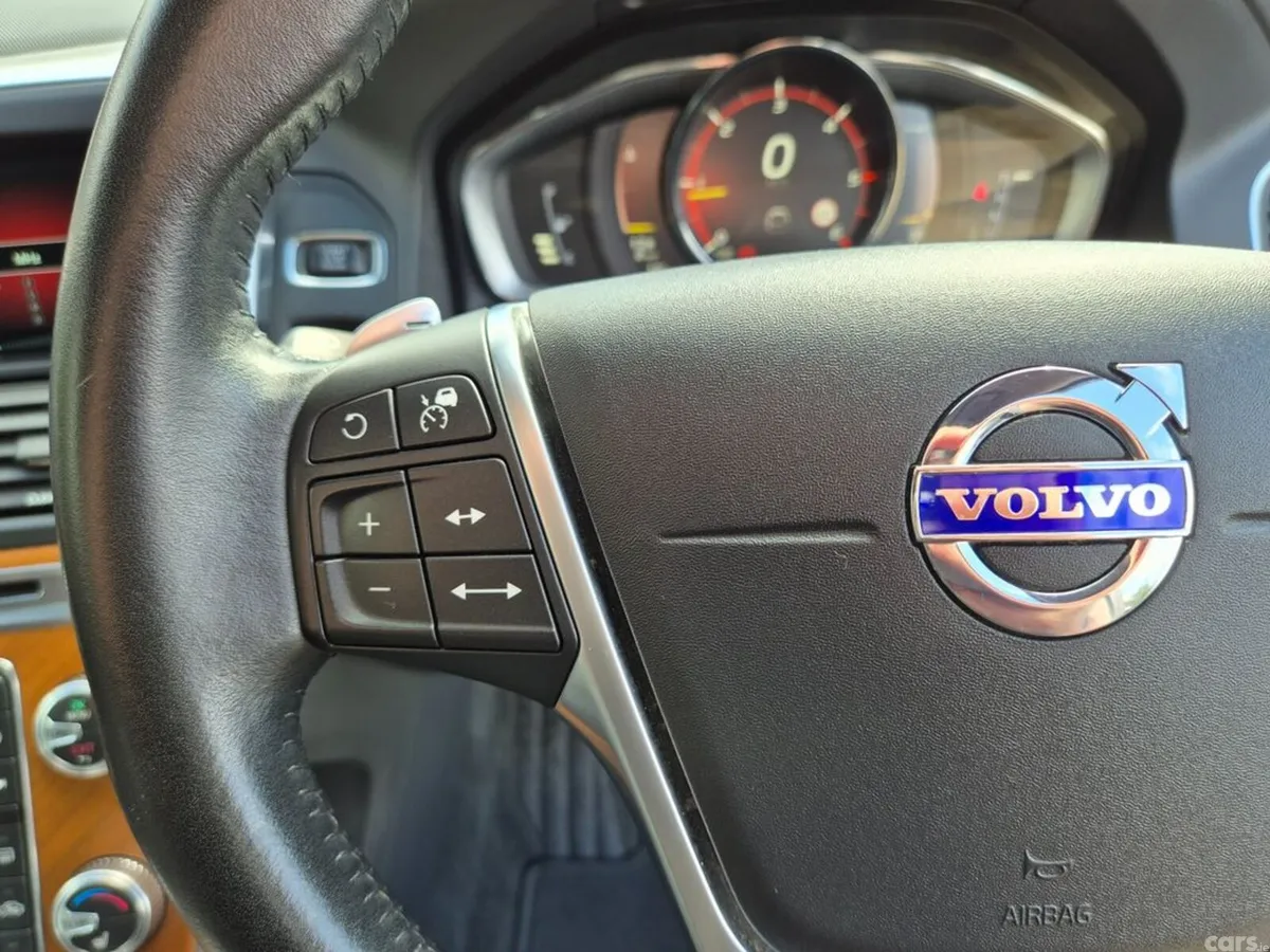 Volvo XC60 SUV, Diesel, 2017, Black