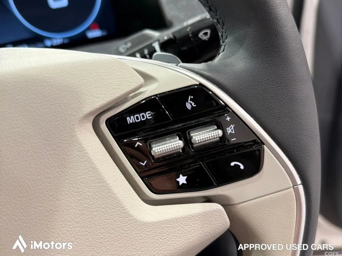 Kia EV6 SUV, Electric, 2024, White