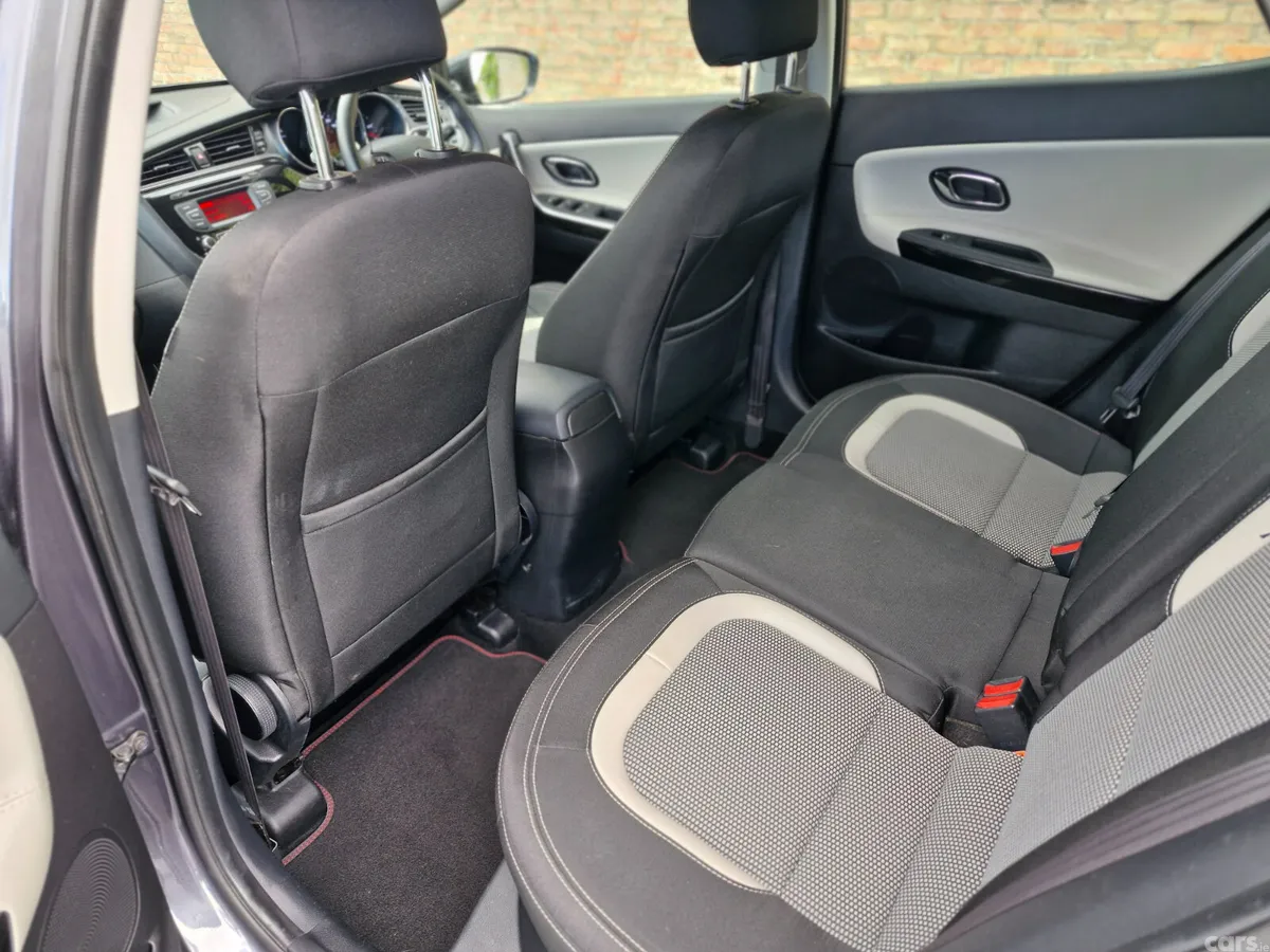 Kia Ceed Hatchback, Diesel, 2017, Grey