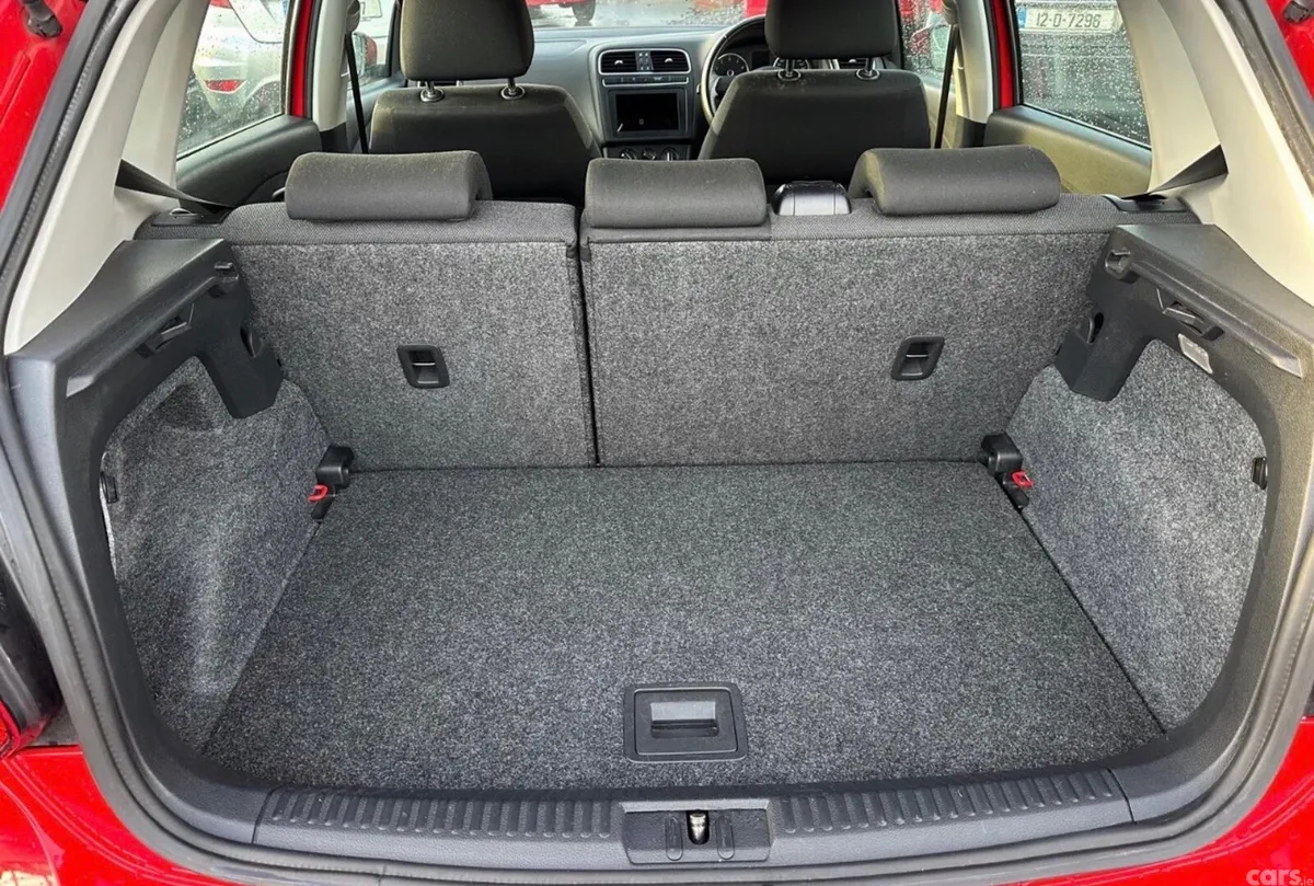 Volkswagen Polo Hatchback, Petrol, 2013, Red