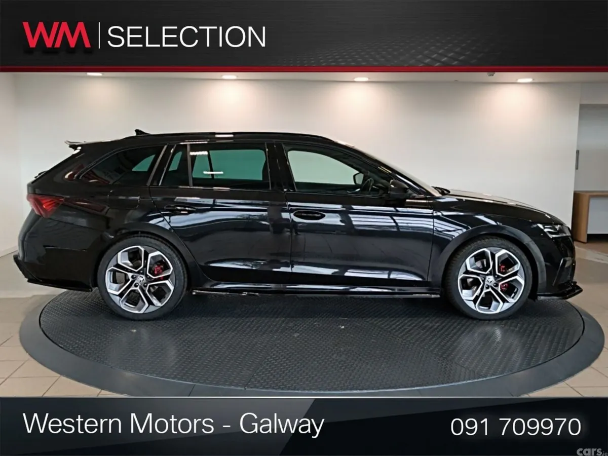 Skoda Octavia Estate, Diesel, 2024, Black