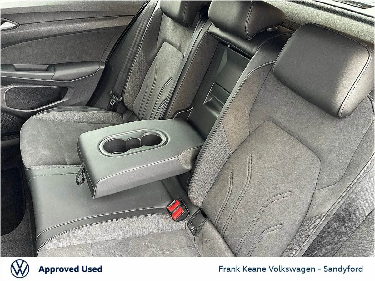 Volkswagen Golf Estate, Diesel, 2024, Grey