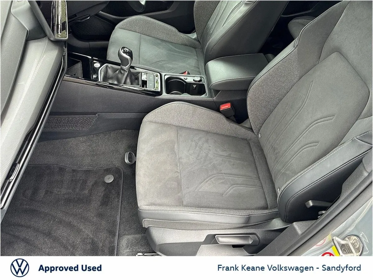 Volkswagen Golf Estate, Diesel, 2024, Grey