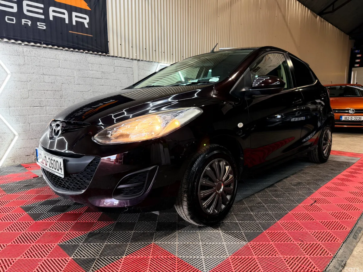 Mazda Demio MPV, Petrol, 2013, Purple