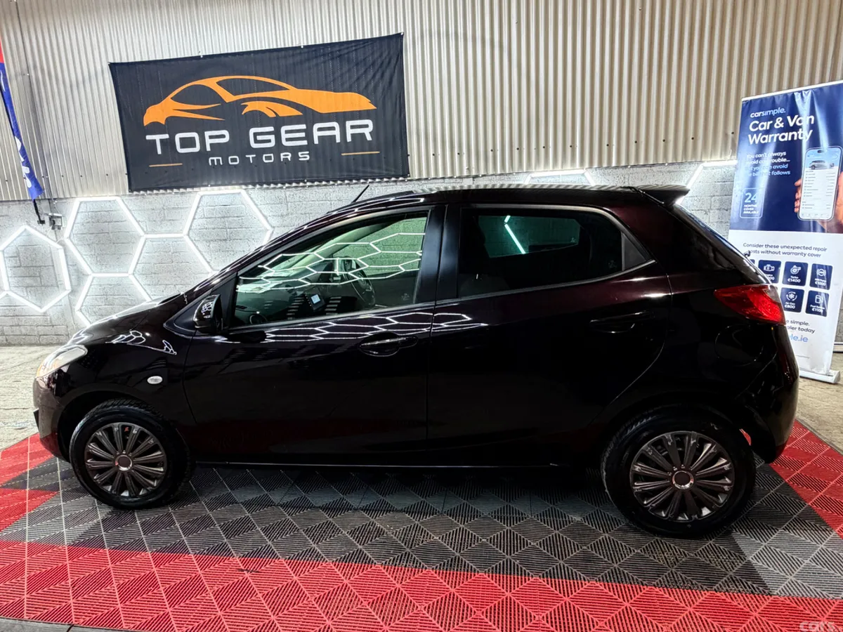 Mazda Demio MPV, Petrol, 2013, Purple