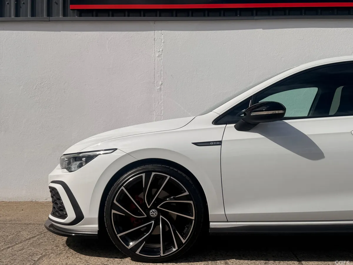 Volkswagen Golf Hatchback, Diesel, 2022, White