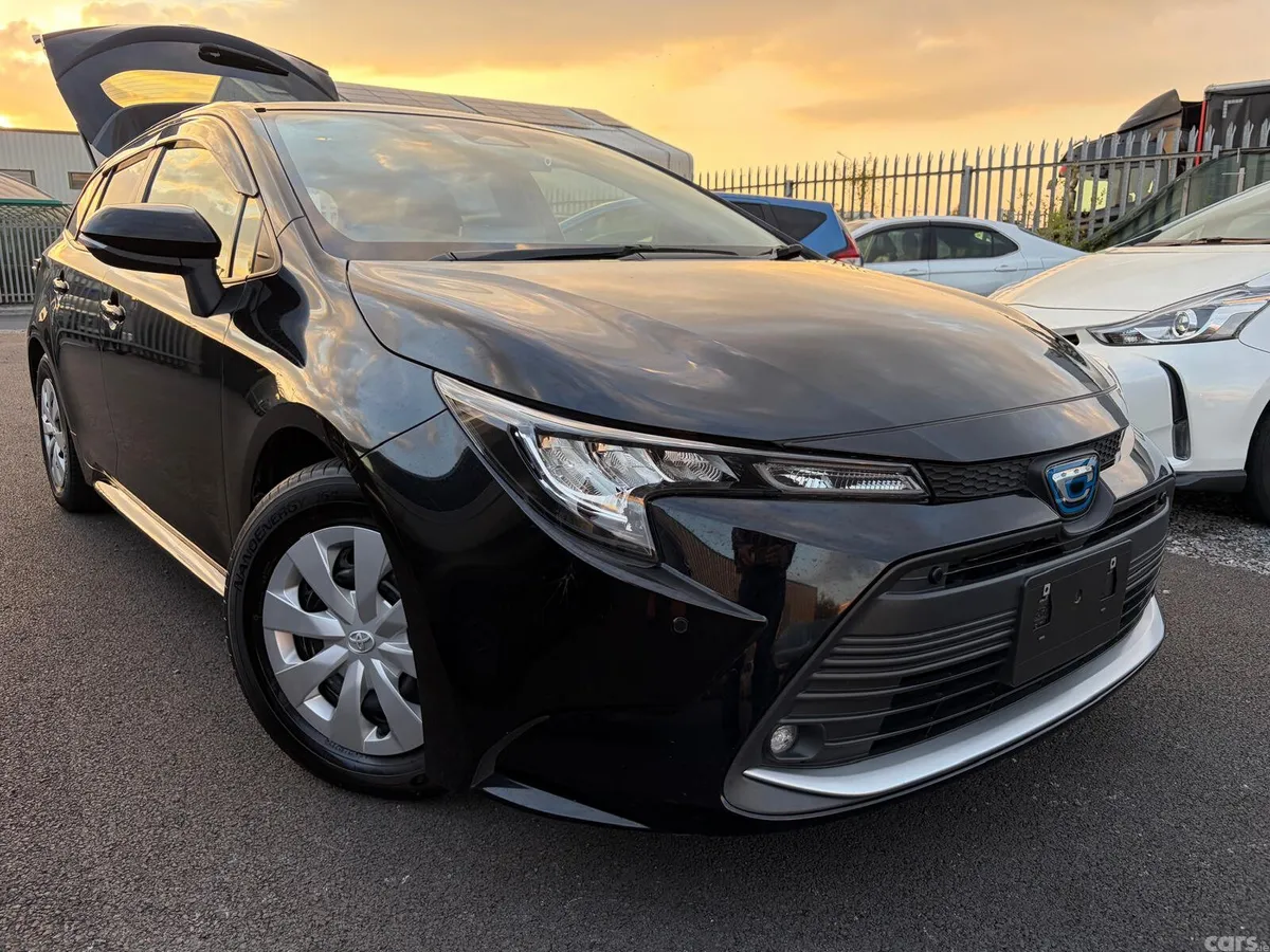 Toyota Corolla Estate, Petrol Hybrid, 2023, Black