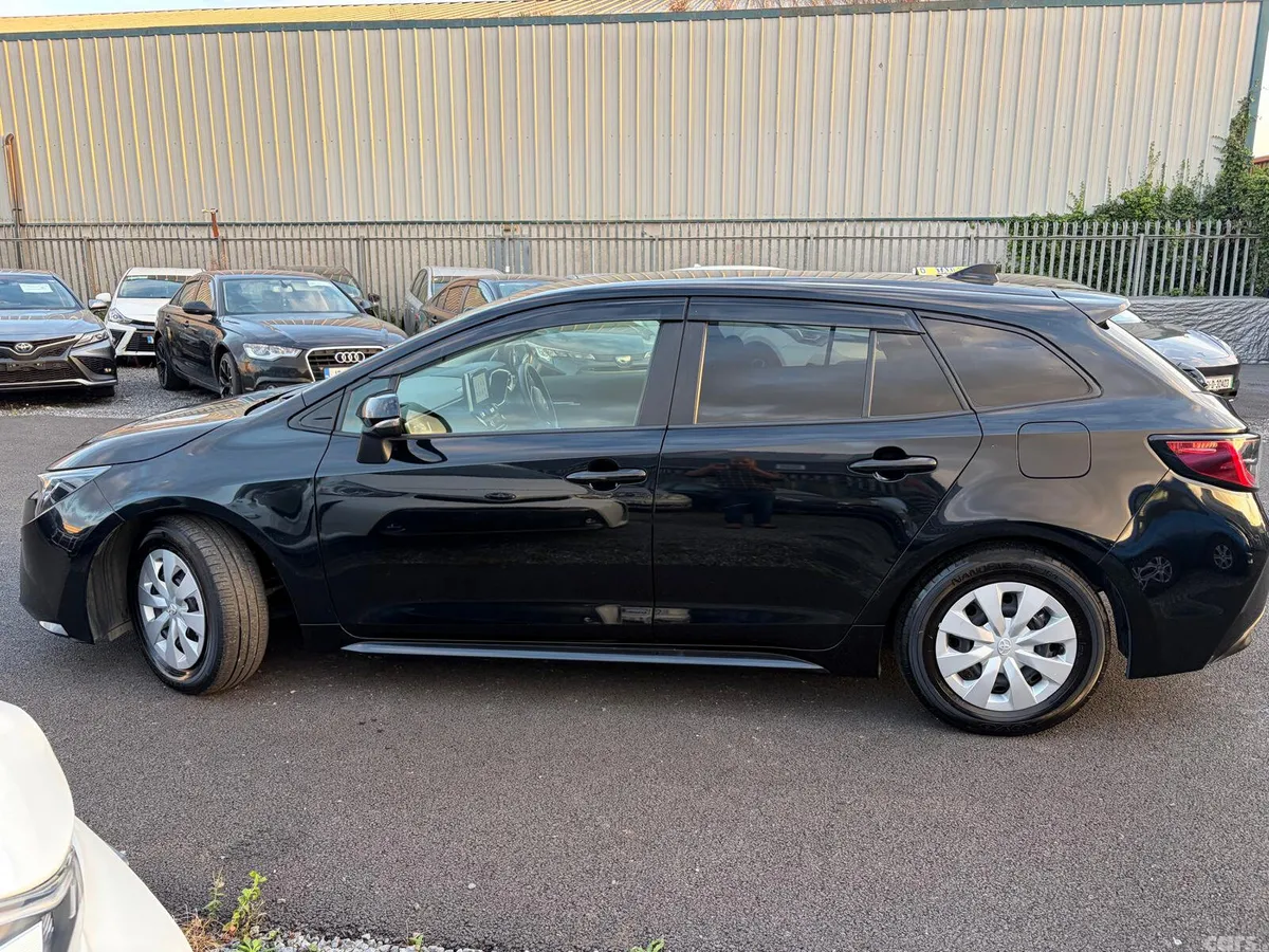 Toyota Corolla Estate, Petrol Hybrid, 2023, Black