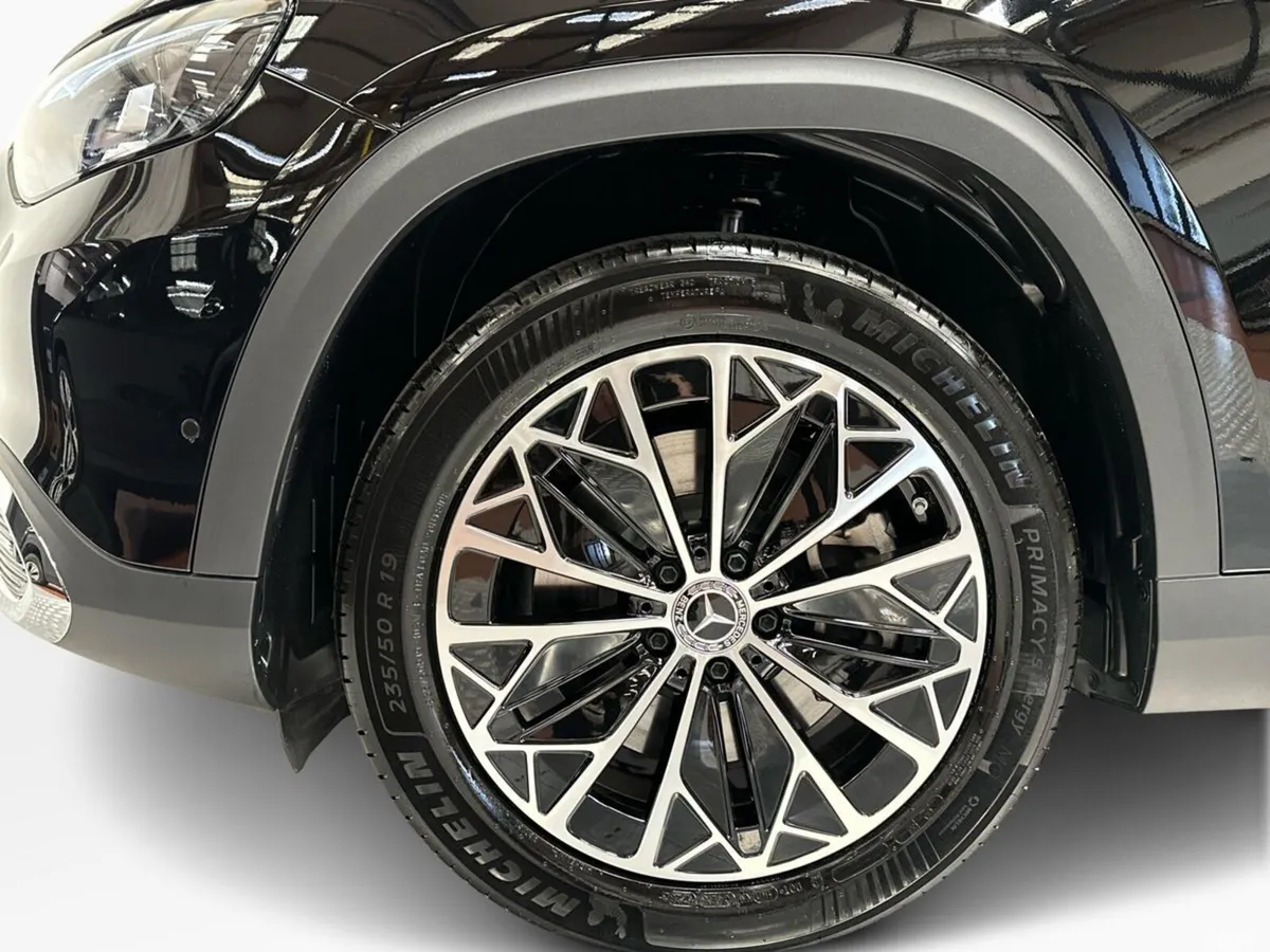 Mercedes-Benz GLB SUV, Electric, 2026, Black