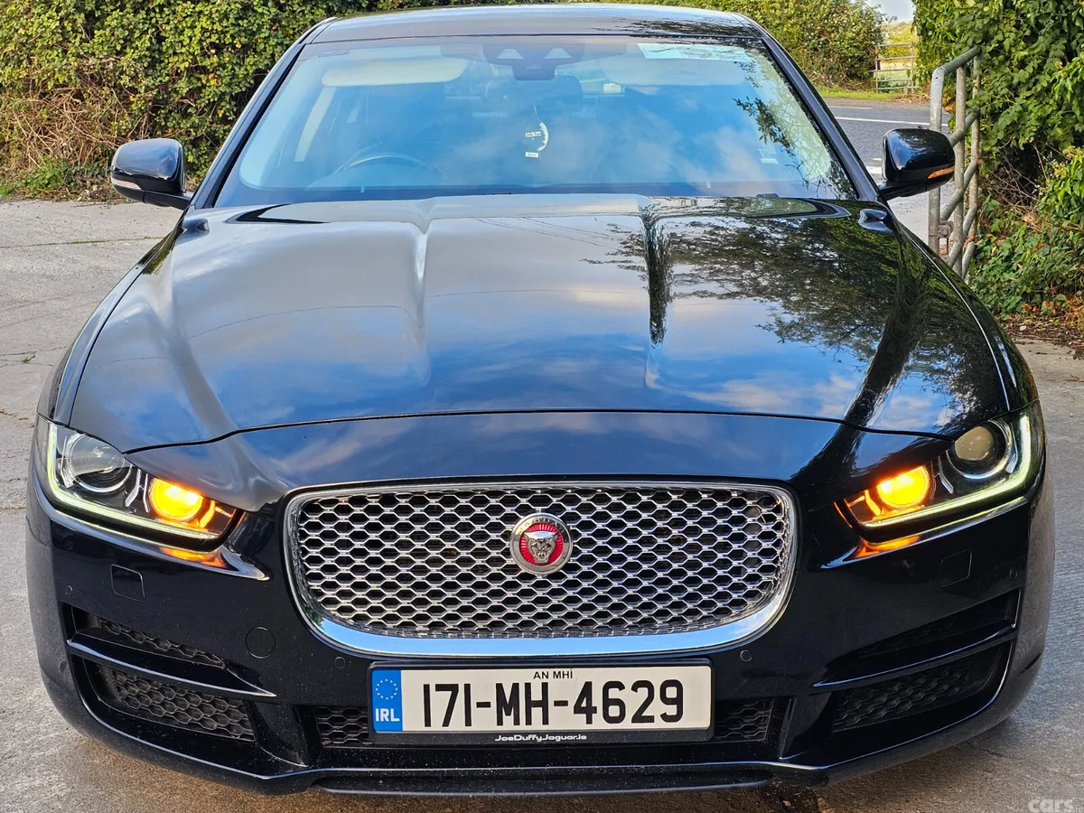 Jaguar XE Saloon, Diesel, 2017, Black