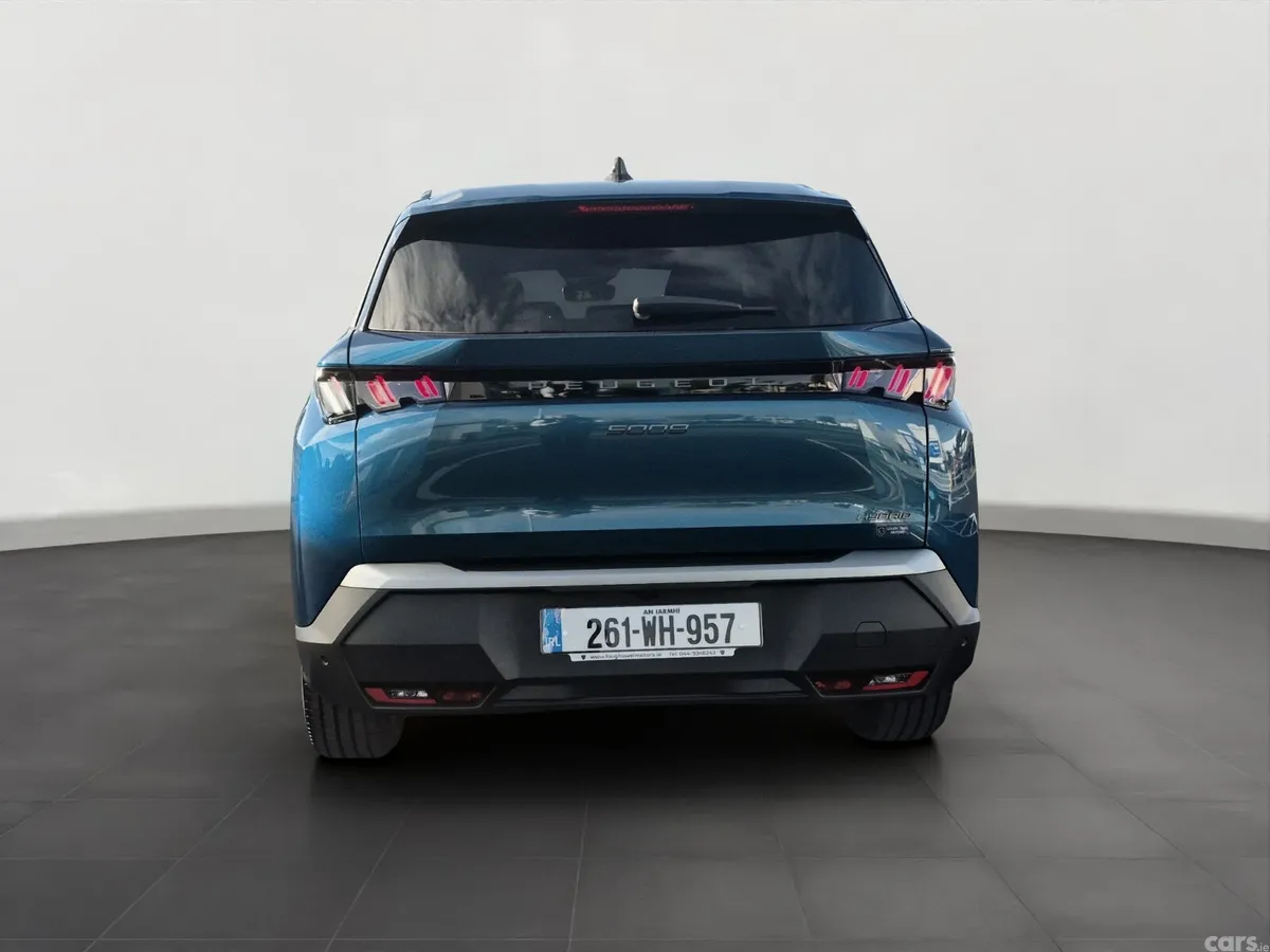 Peugeot 5008 MPV, Petrol Hybrid, 2026, Blue