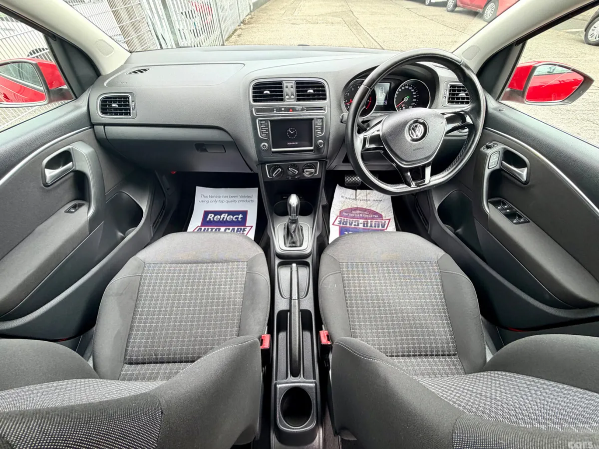 Volkswagen Polo Hatchback, Petrol, 2015, Red