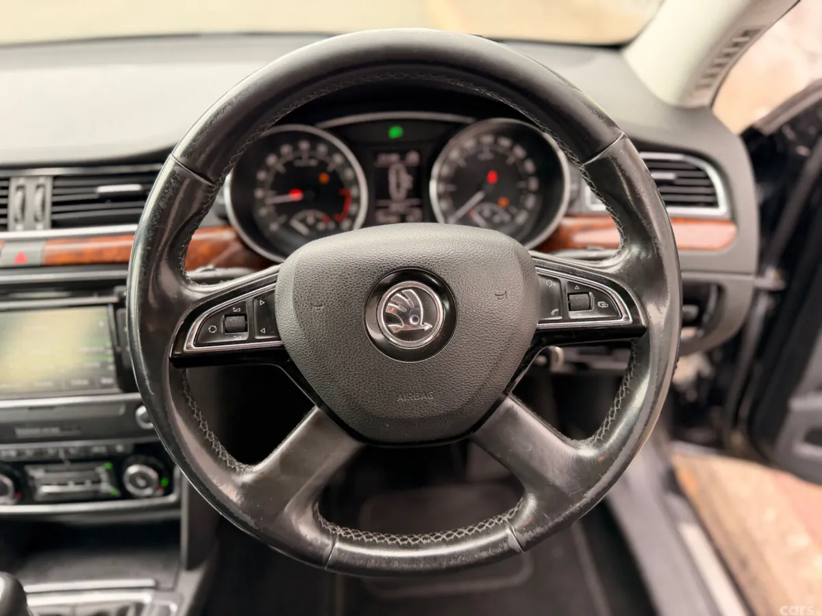 Skoda Superb Saloon, Diesel, 2014, Black