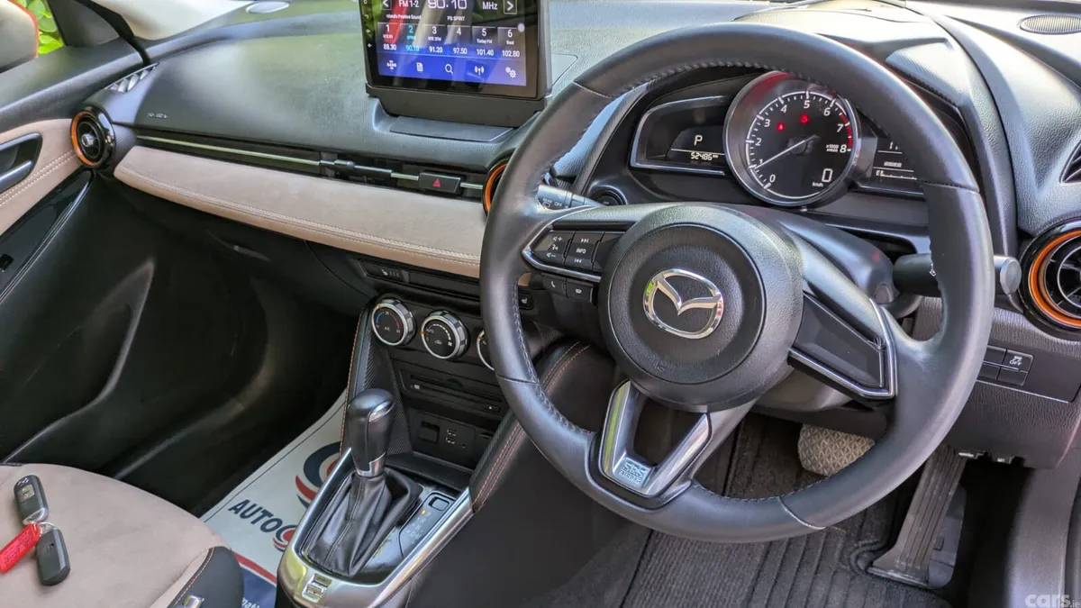 Mazda Mazda2 Hatchback, Petrol, 2017, Red