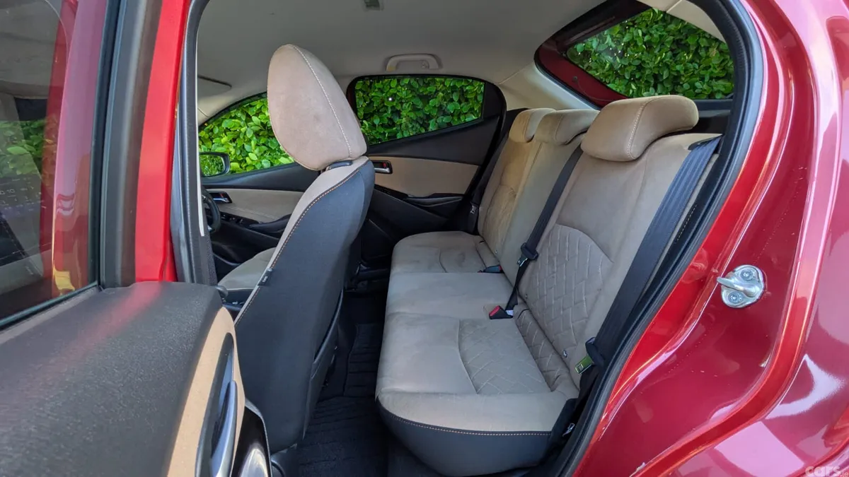 Mazda Mazda2 Hatchback, Petrol, 2017, Red