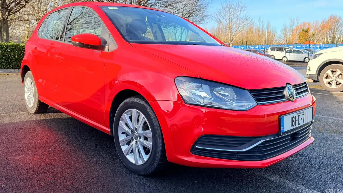 Volkswagen Polo Hatchback, Petrol, 2016, Red