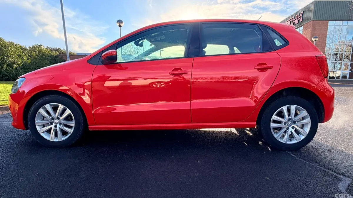 Volkswagen Polo Hatchback, Petrol, 2016, Red
