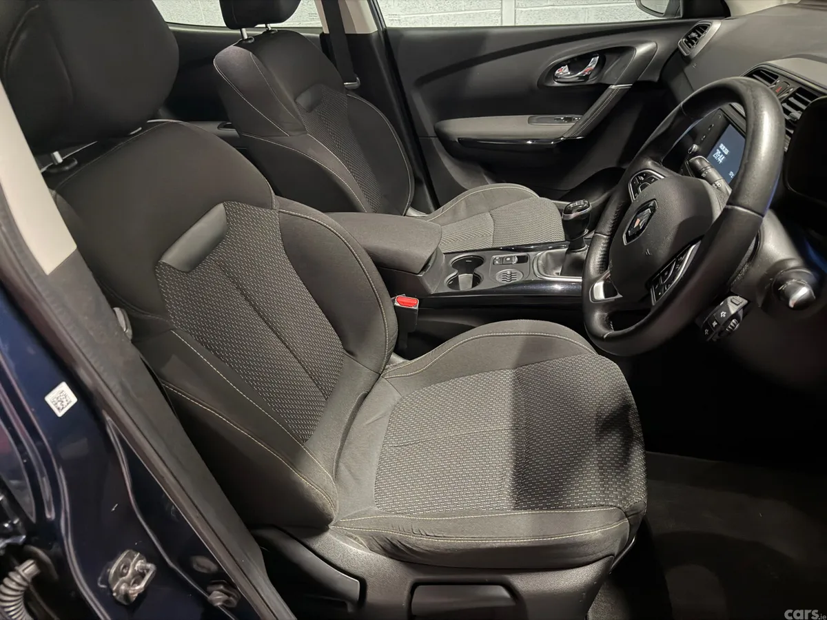Renault Kadjar SUV, Diesel, 2016, Blue
