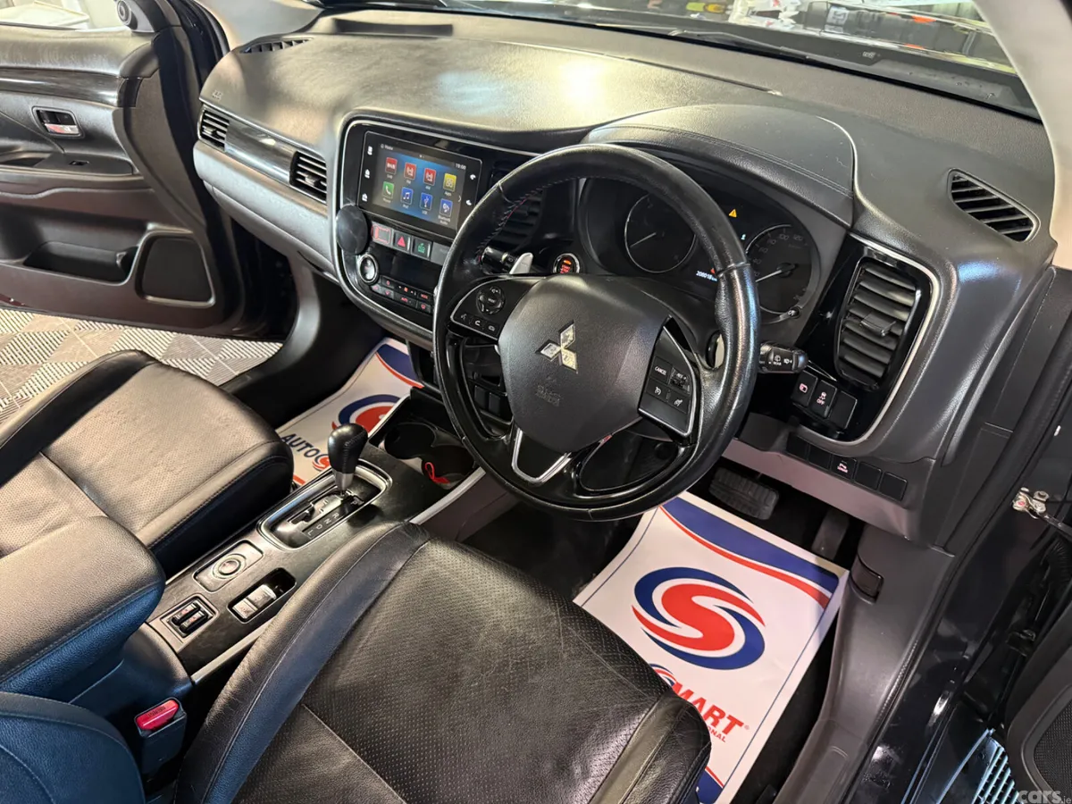 Mitsubishi Outlander SUV, Diesel, 2018, Black