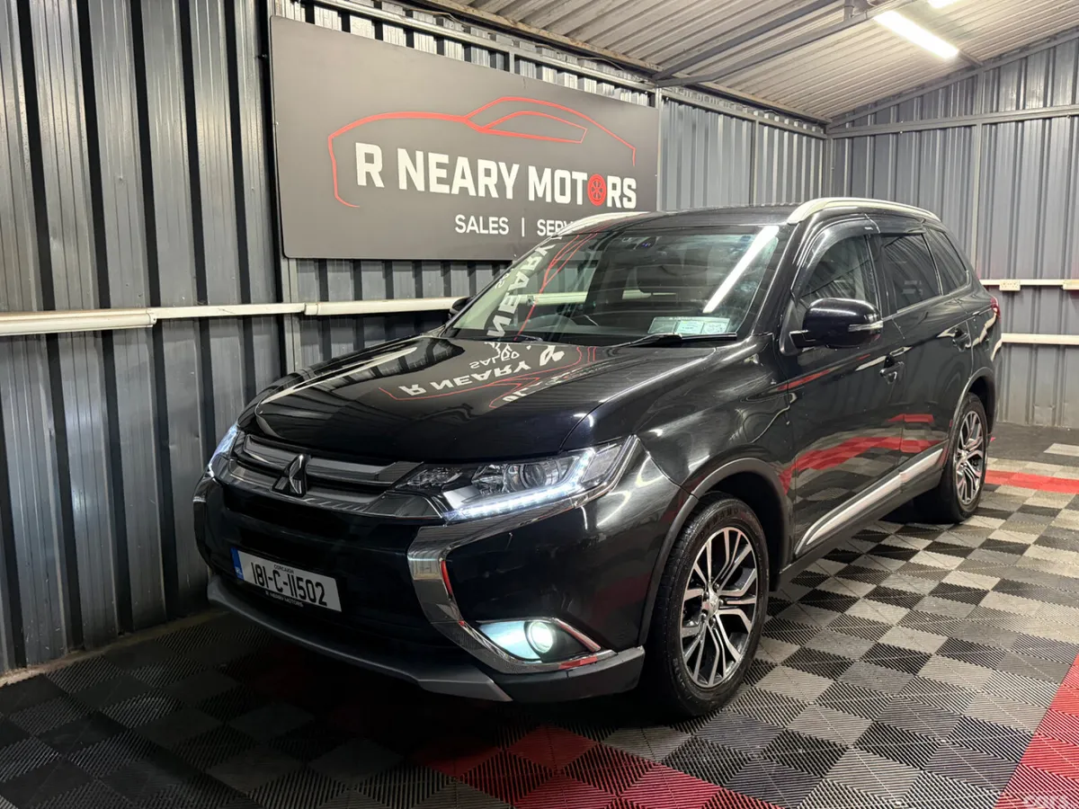Mitsubishi Outlander SUV, Diesel, 2018, Black