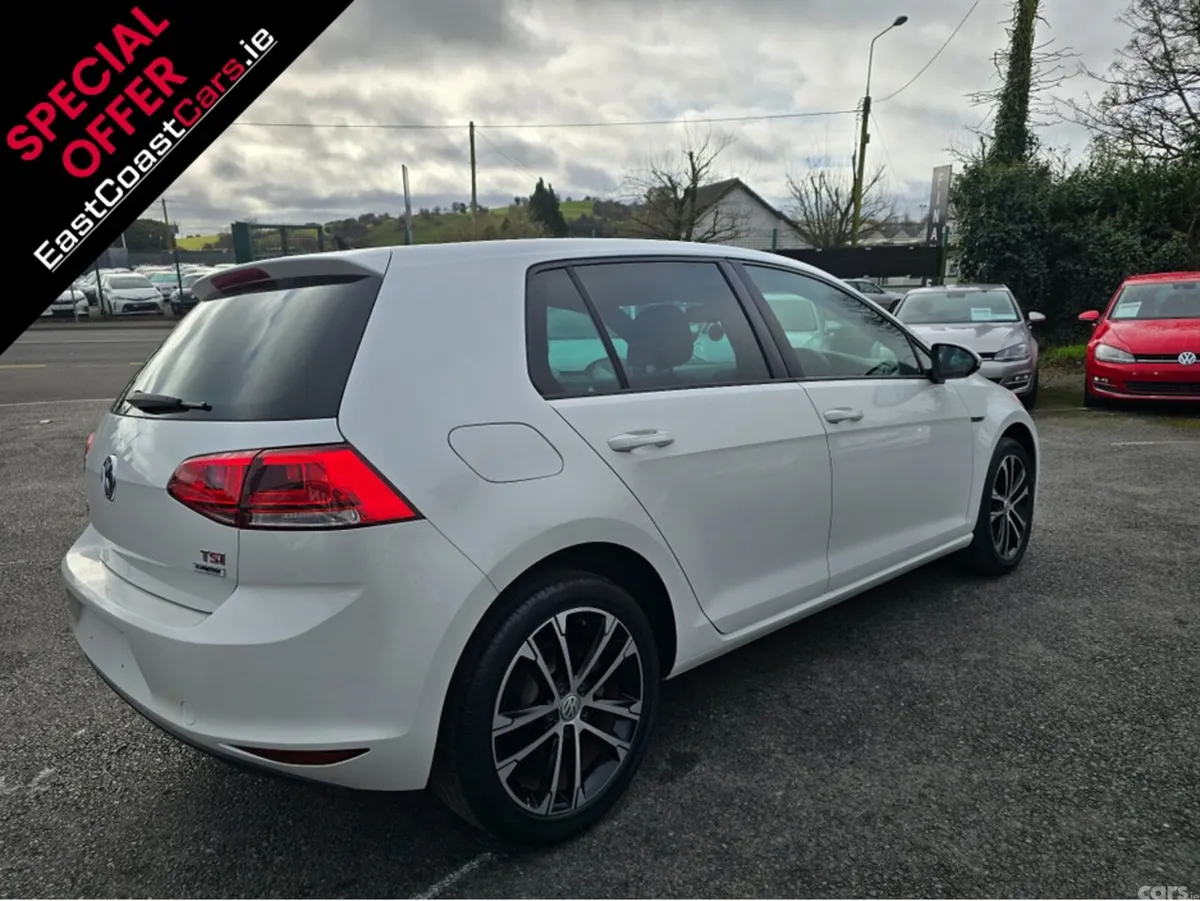 Volkswagen Golf Hatchback, Petrol, 2014, White