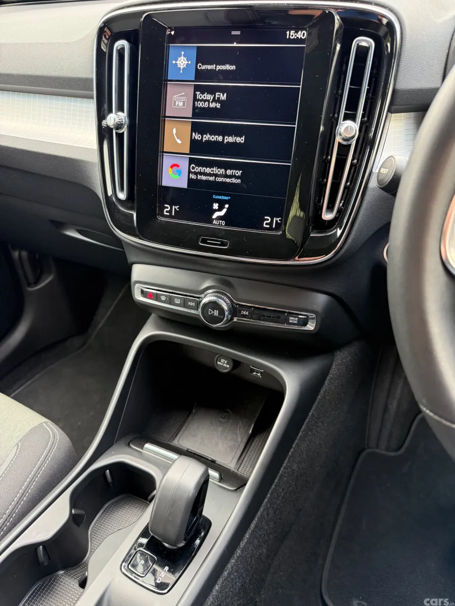 Volvo XC40 SUV, Petrol Plug-in Hybrid, 2023, Black