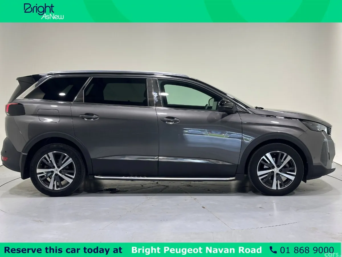 Peugeot 5008 MPV, Diesel, 2024, Grey