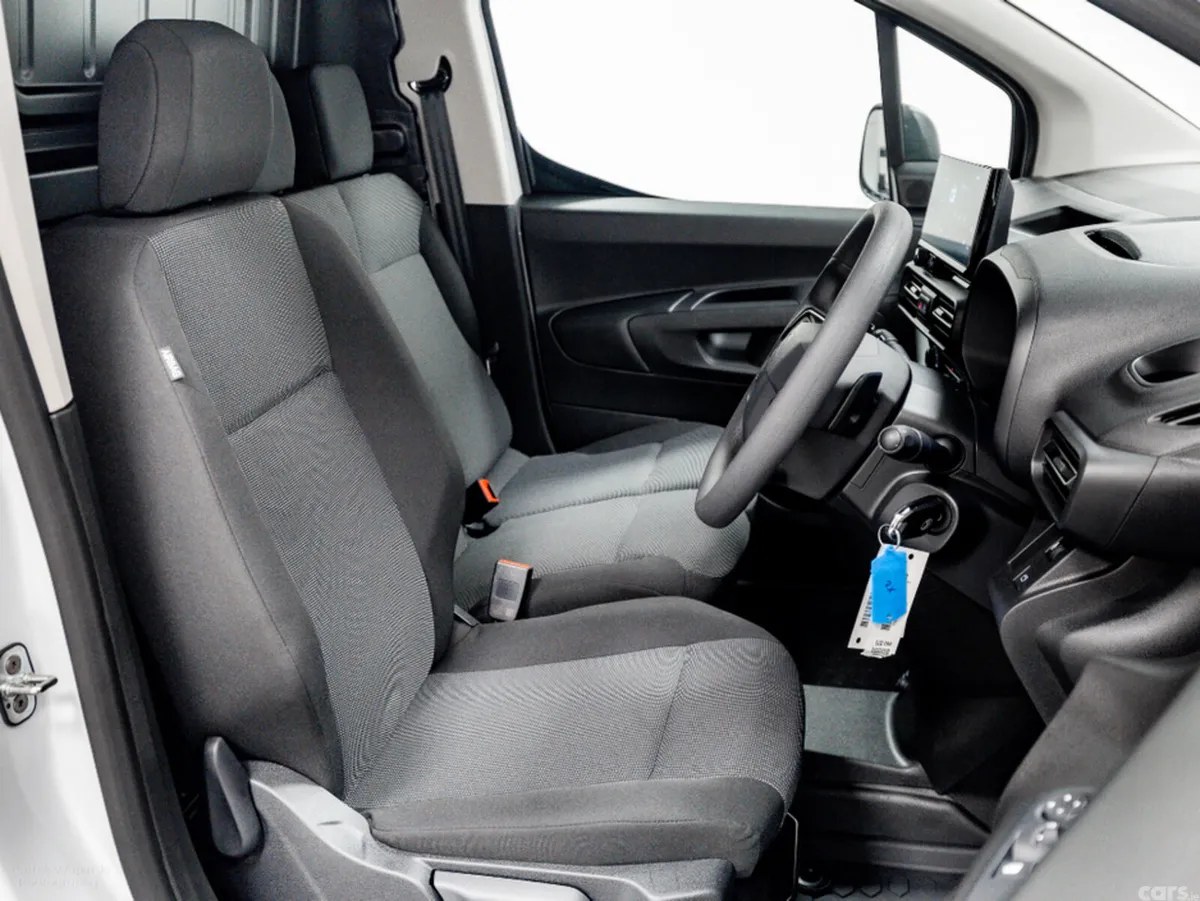 Citroen Berlingo Van, Diesel, 2026, White