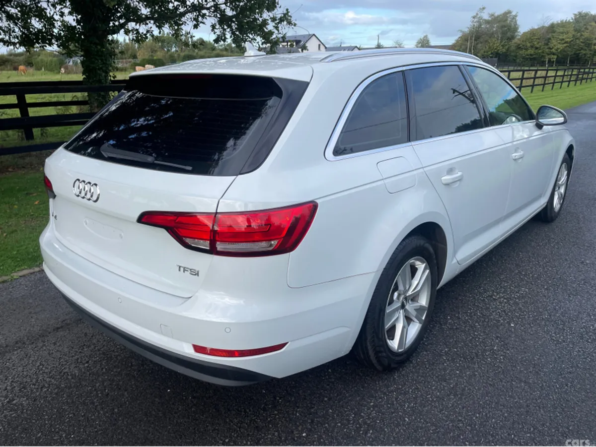 Audi A4 Estate, Petrol, 2017, White