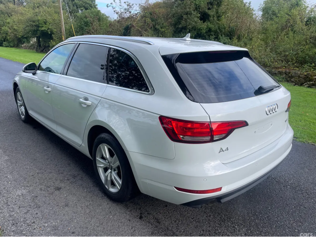 Audi A4 Estate, Petrol, 2017, White