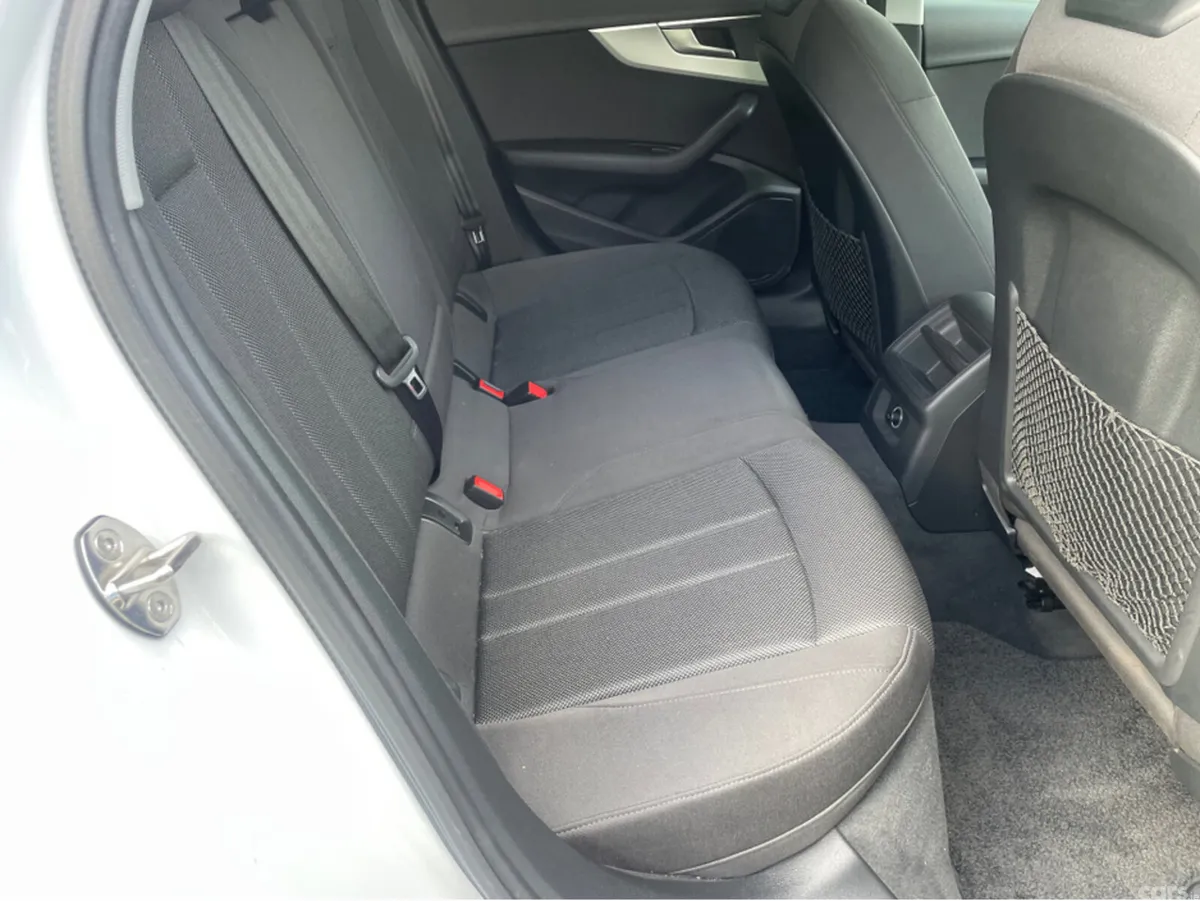 Audi A4 Estate, Petrol, 2017, White