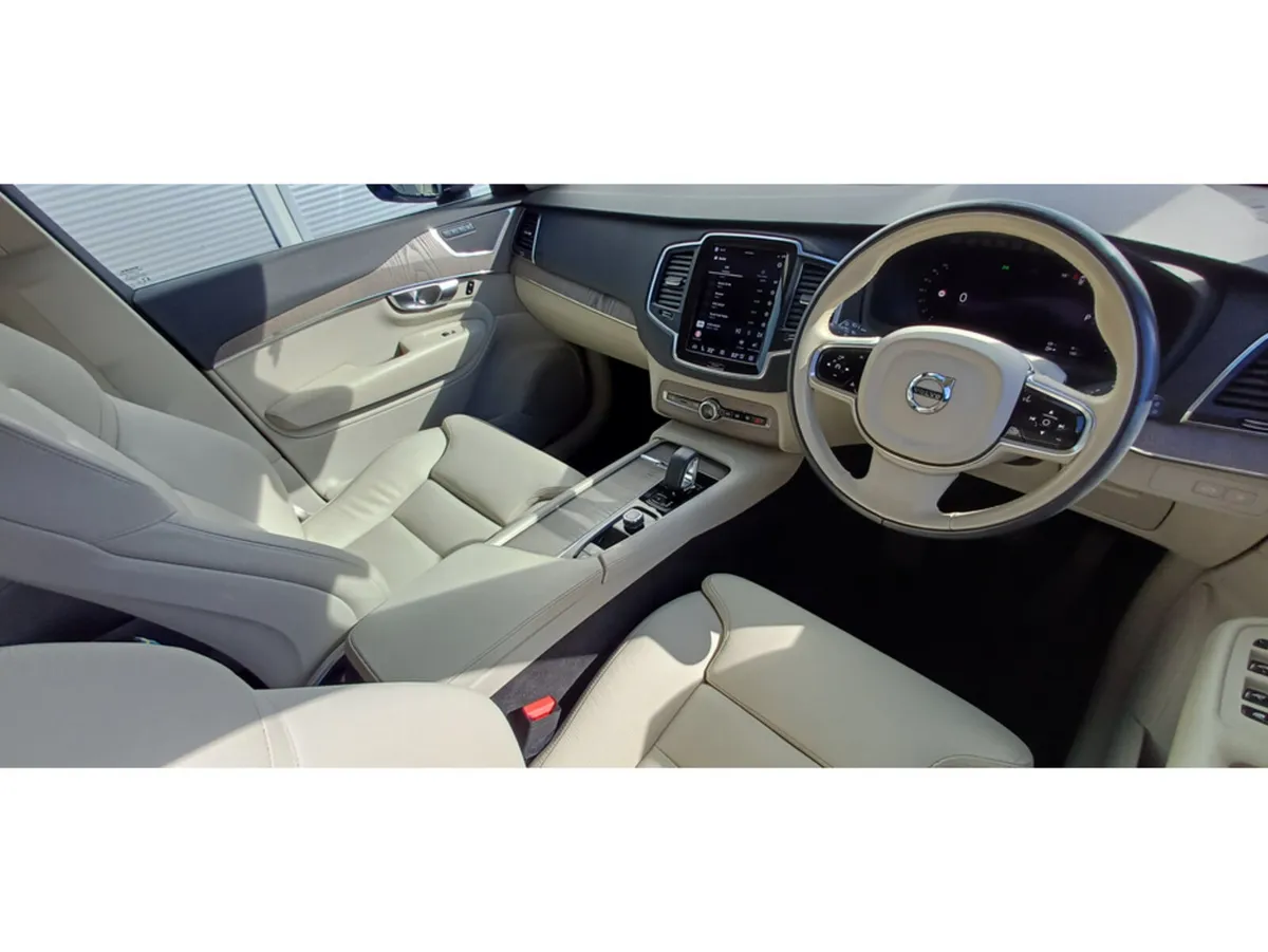 Volvo XC90 MPV, Petrol Plug-in Hybrid, 2023, Black