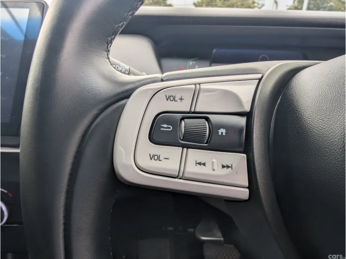 Honda Fit Hatchback, Petrol Hybrid, 2020, White