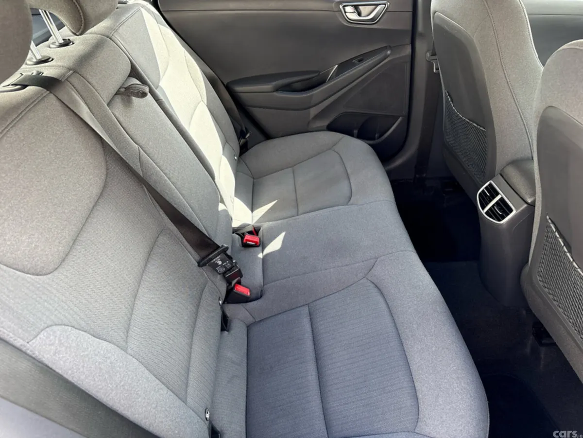 Hyundai IONIQ Hatchback, Electric, 2022, Grey