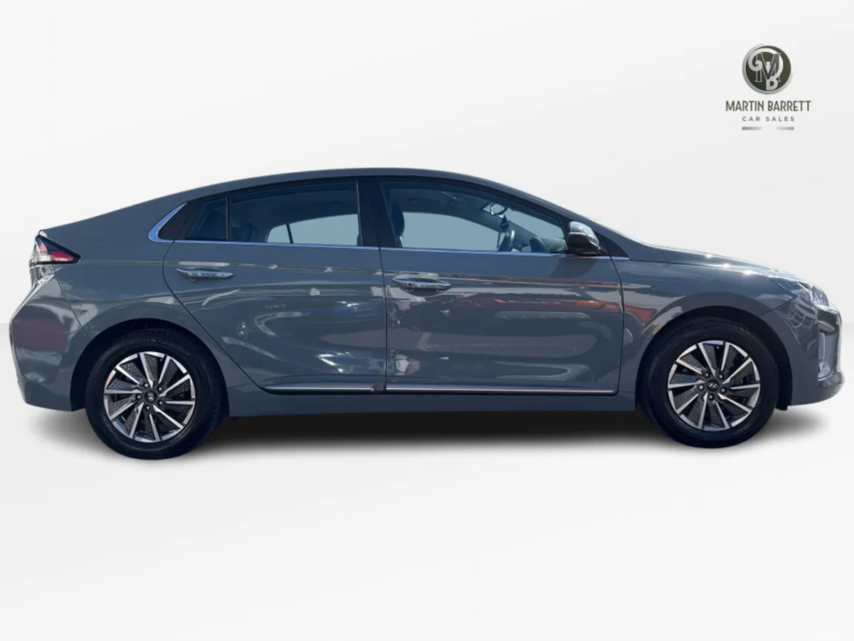Hyundai IONIQ Hatchback, Electric, 2022, Grey