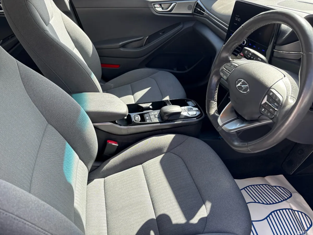 Hyundai IONIQ Hatchback, Electric, 2022, Grey