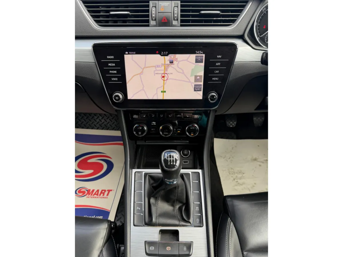Skoda Superb Hatchback, Diesel, 2020, Grey