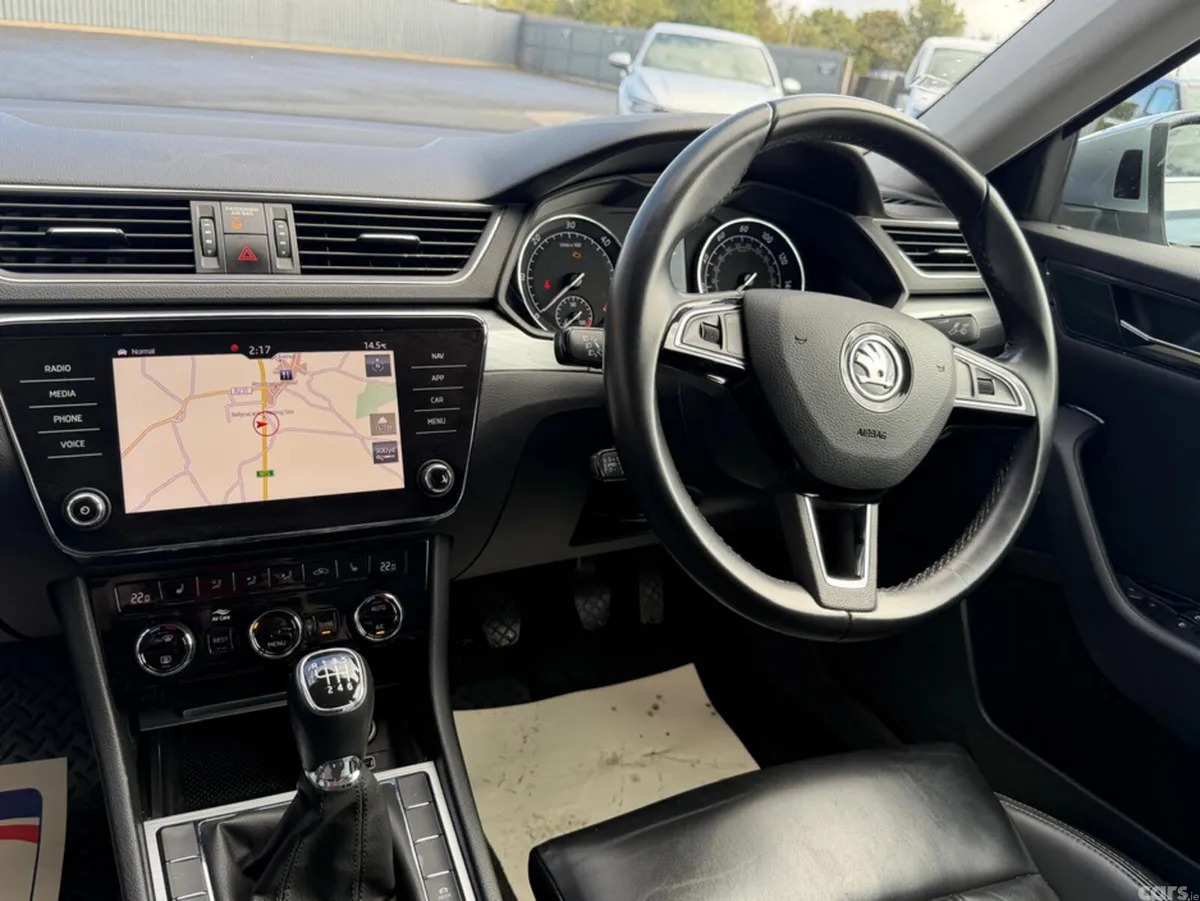 Skoda Superb Hatchback, Diesel, 2020, Grey