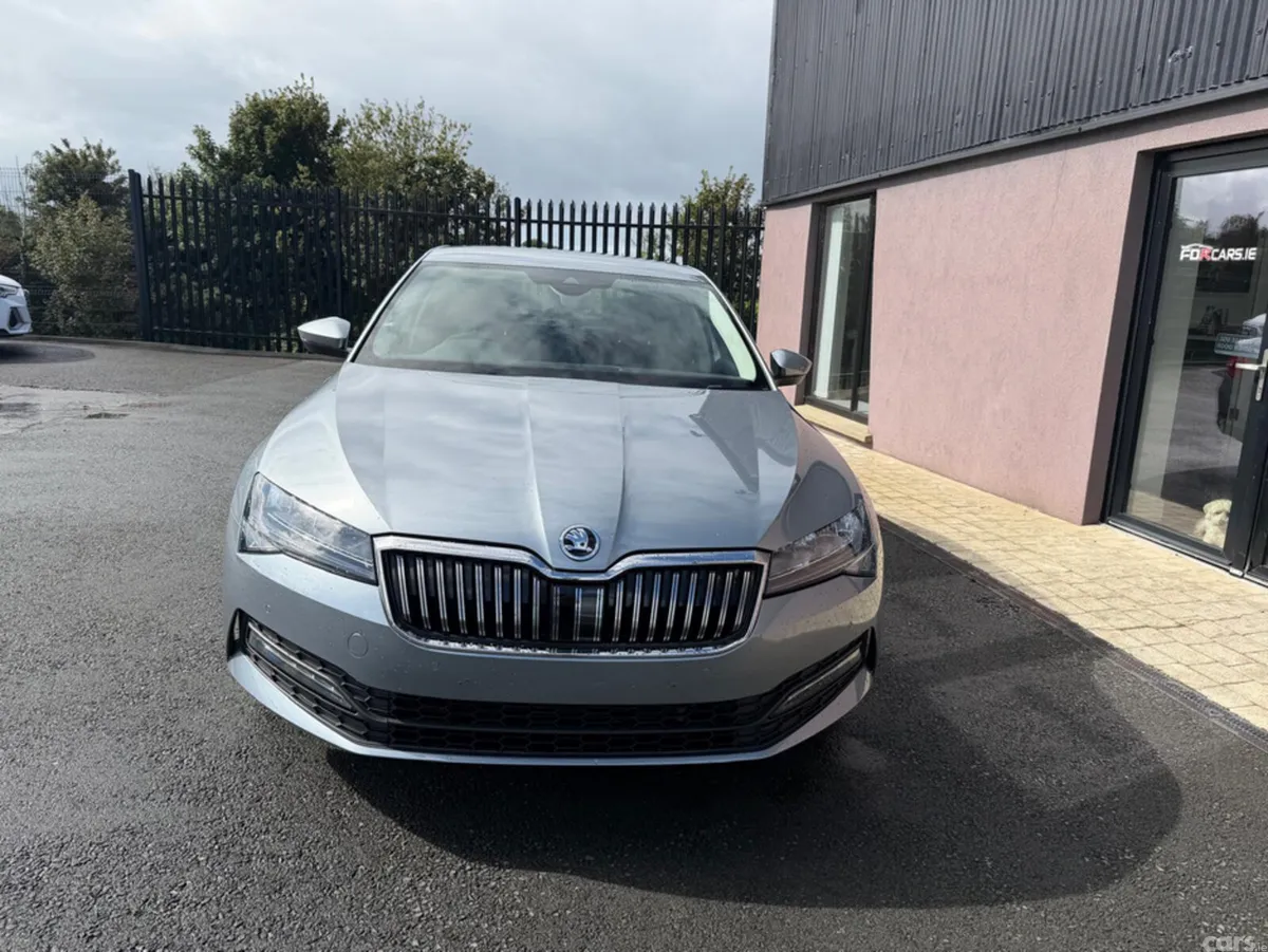 Skoda Superb Hatchback, Diesel, 2020, Grey