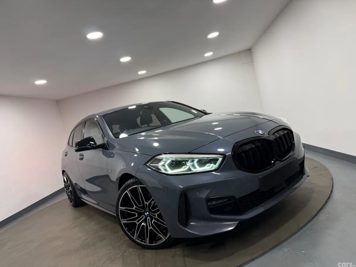 BMW 1-Series Hatchback, Diesel, 2022, Grey