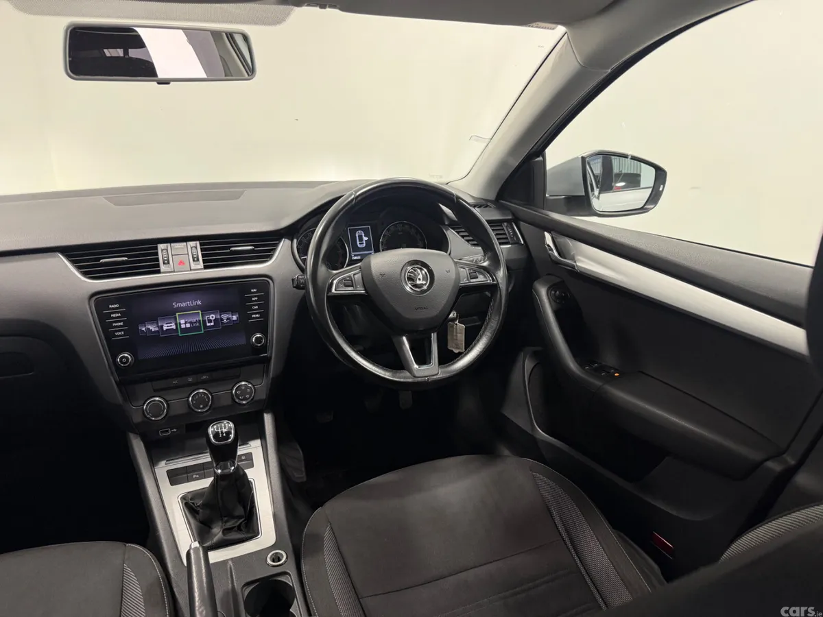 Skoda Octavia Estate, Diesel, 2018, Silver