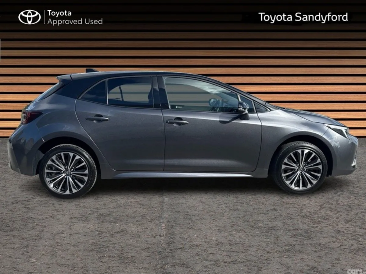 Toyota Corolla Hatchback, Petrol Hybrid, 2025, Grey