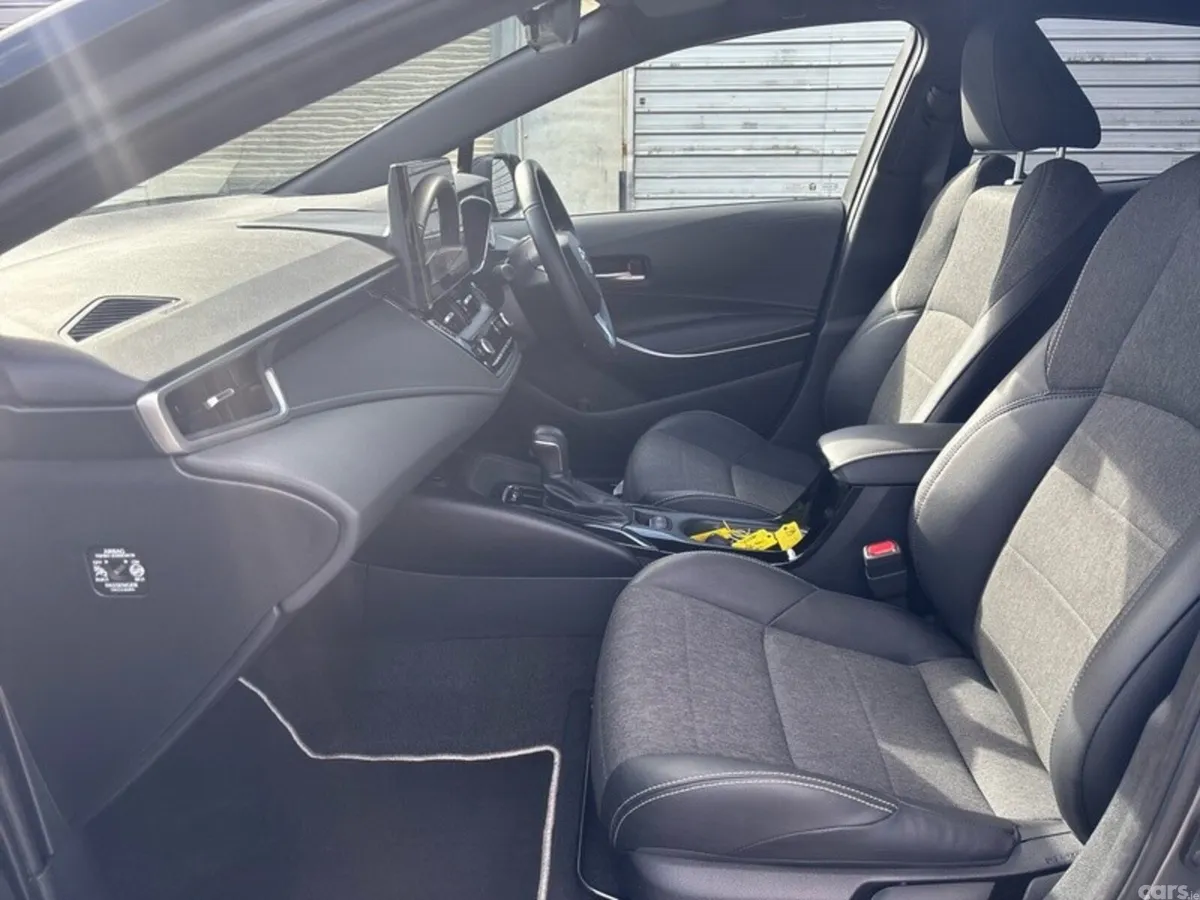 Toyota Corolla Hatchback, Petrol Hybrid, 2025, Grey