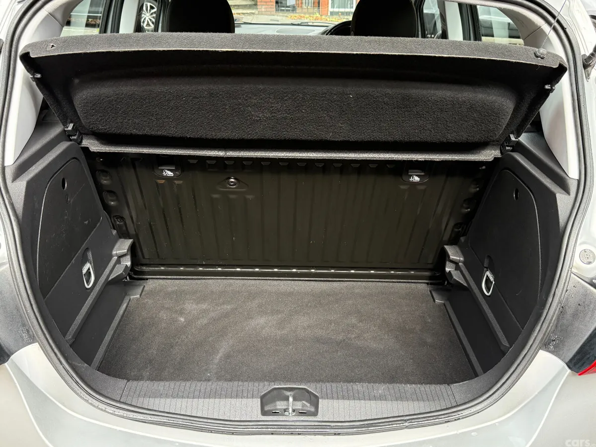 Opel Corsa Hatchback, Petrol, 2017, Grey