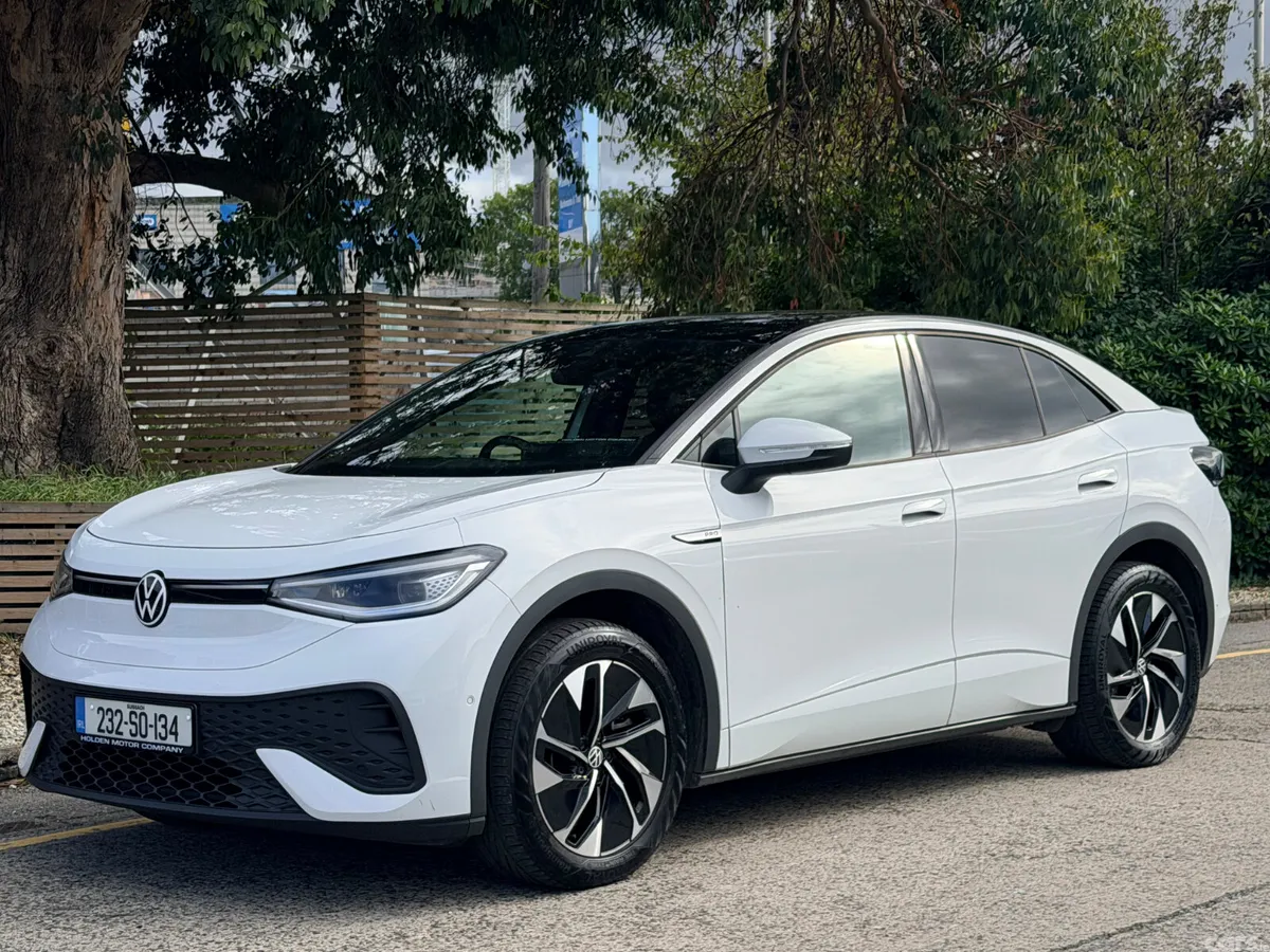 Volkswagen ID.5 Estate, Electric, 2023, White
