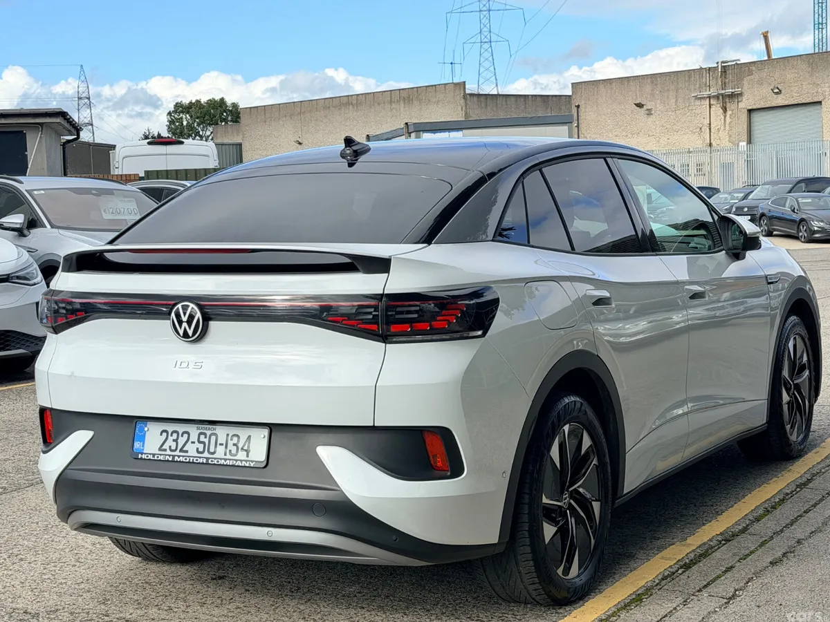 Volkswagen ID.5 Estate, Electric, 2023, White