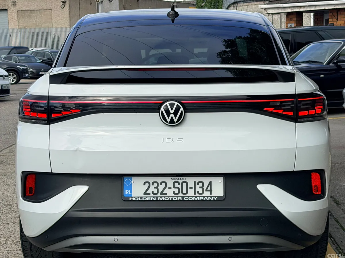 Volkswagen ID.5 Estate, Electric, 2023, White