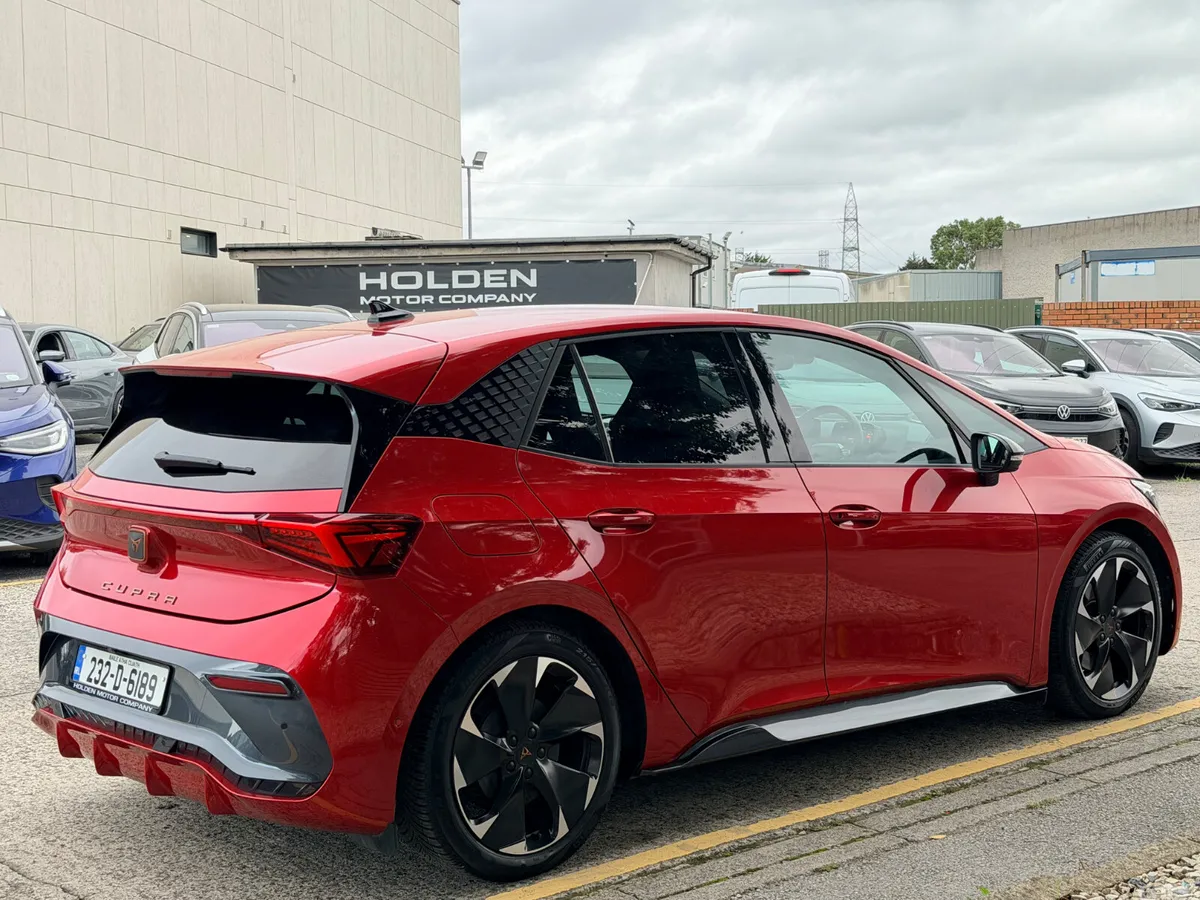 Cupra Born Estate, Electric, 2023, Red