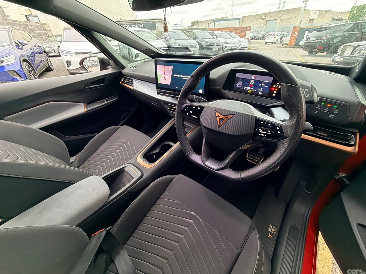 Cupra Born Estate, Electric, 2023, Red